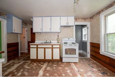 22 Comins Rd, Oxford, MA 01537 - Photo 18