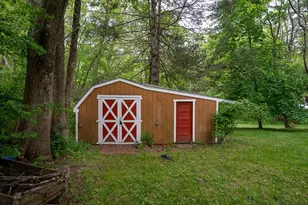 22 Comins Rd, Oxford, MA 01537 - Photo 36