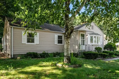 85 Keddy St, Springfield, MA 01109 - Photo 2
