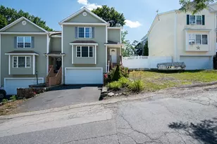 14 Mount Vernon St, Worcester, MA 01605 - Photo 1
