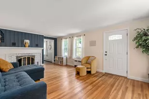 51 Laurelwood Rd, Holden, MA 01520 - Photo 4