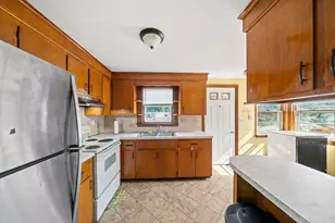 11 Rosalind Rd, Weymouth, MA 02191 - Photo 8