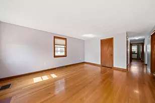 11 Rosalind Rd, Weymouth, MA 02191 - Photo 2