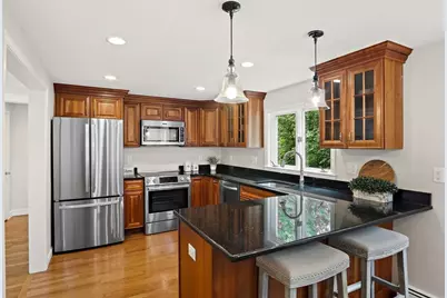 25 Indian Hill Road, Woburn, MA 01801 - Photo 8