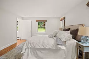 25 Indian Hill Rd, Woburn, MA 01801 - Photo 16