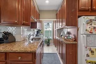 62 Hudson St, Somerville, MA 02143 - Photo 8
