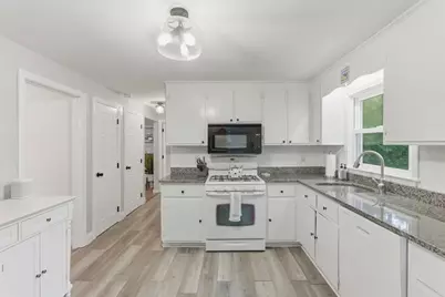 31 Allen Rd, Tewksbury, MA 01876 - Photo 10