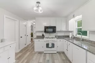 31 Allen Rd, Tewksbury, MA 01876 - Photo 10