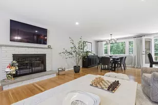 42 Ledgewood Rd, Framingham, MA 01701 - Photo 4