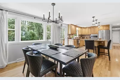 42 Ledgewod Rd, Framingham, MA 01701 - Photo 8