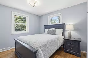 42 Ledgewood Rd, Framingham, MA 01701 - Photo 18