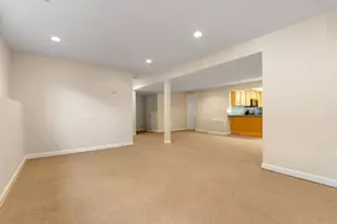 114 Albemarle, Norwood, MA 02062 - Photo 24