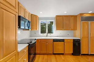 114 Albemarle, Norwood, MA 02062 - Photo 4