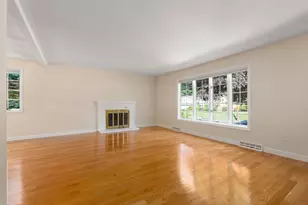 114 Albemarle, Norwood, MA 02062 - Photo 14