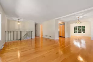 114 Albemarle, Norwood, MA 02062 - Photo 8