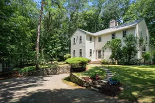 41 Locust Ave, Lexington, MA 02421 - Photo 2