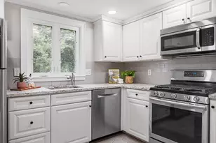 165 Tahattawan Rd, Littleton, MA 01460 - Photo 4