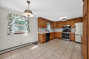 33 Doe Dr, Billerica, MA 01821 - Photo 4