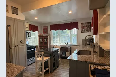972 Elliot, New Bedford, MA 02745 - Photo 8