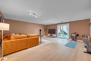 8 Woodcrest Dr, Oxford, MA 01537 - Photo 22