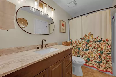 8 Woodcrest Dr #8, Oxford, MA 01537 - Photo 16