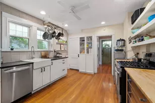 94 Town Hill St, Quincy, MA 02169 - Photo 14