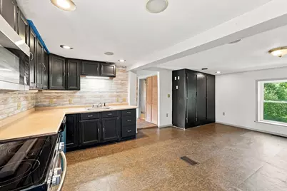 28 Tremont St, Athol, MA 01331 - Photo 16