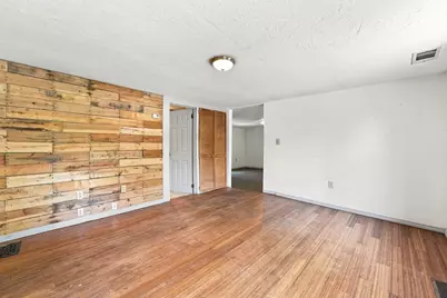 28 Tremont St, Athol, MA 01331 - Photo 12
