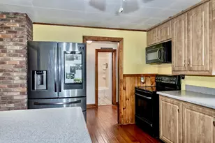15 Kenwood St, Westfield, MA 01085 - Photo 8