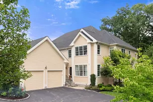 79 Clubhouse Way, Sutton, MA 01590 - Photo 2