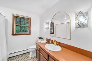 231 Edgewood Rd, West Springfield, MA 01089 - Photo 32