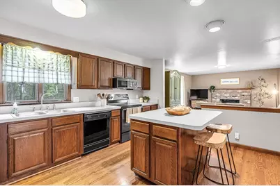 231 Edgewood Road, West Springfield, MA 01089 - Photo 10