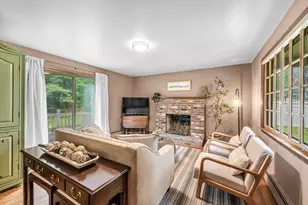 231 Edgewood Rd, West Springfield, MA 01089 - Photo 16