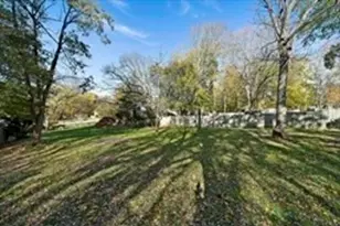 53 West St, Middleborough, MA 02346 - Photo 20