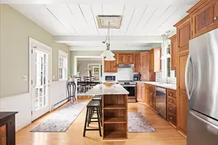 9 Lake St, Plympton, MA 02367 - Photo 4