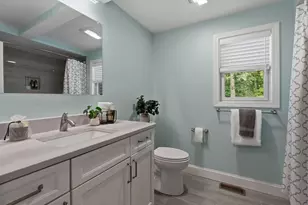 19 Michael Ave, Nashua, NH 03062 - Photo 16