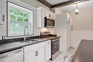 1347 Main St, Leominster, MA 01453 - Photo 16