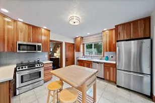 310 W Main St, Avon, MA 02322 - Photo 4