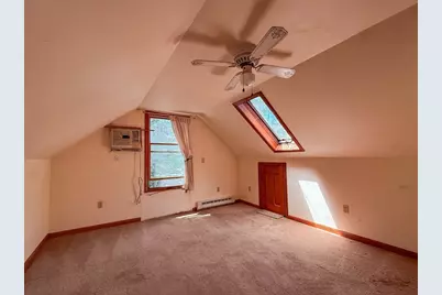 392 Mashapaug Rd, Holland, MA 01521 - Photo 14