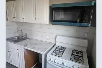 170 Buffinton St #2, Fall River, MA 02721 - Photo 4