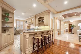 23-25 Beaver Pl, Boston, MA 02108 - Photo 14