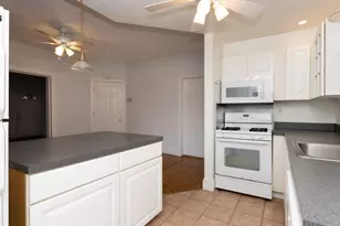 128 Ashmont St, Boston, MA 02124 - Photo 14