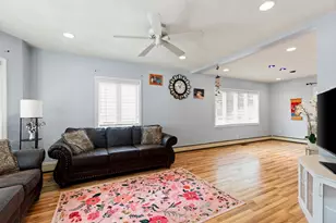 11 Jackson St, Saugus, MA 01906 - Photo 8