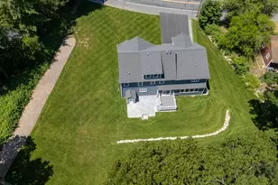 121 Lexington St, Burlington, MA 01803 - Photo 32