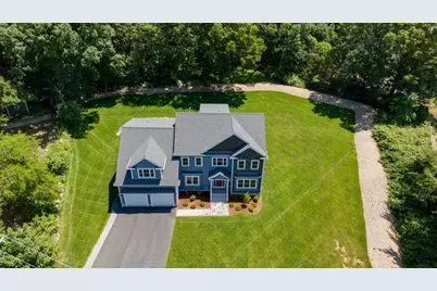 121 Lexington St, Burlington, MA 01803 - Photo 2