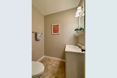 162 Prospect Ave #7, Northampton, MA 01060 - Photo 8