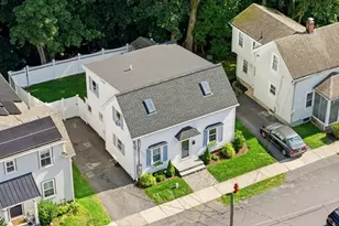 46 Clark St, Winchester, MA 01890 - Photo 2
