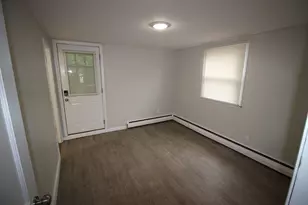 997 Broadway, Raynham, MA 02767 - Photo 8