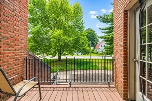 325 Plantation St, Worcester, MA 01604 - Photo 14