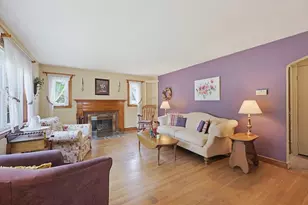11 Bright St, Waltham, MA 02453 - Photo 4